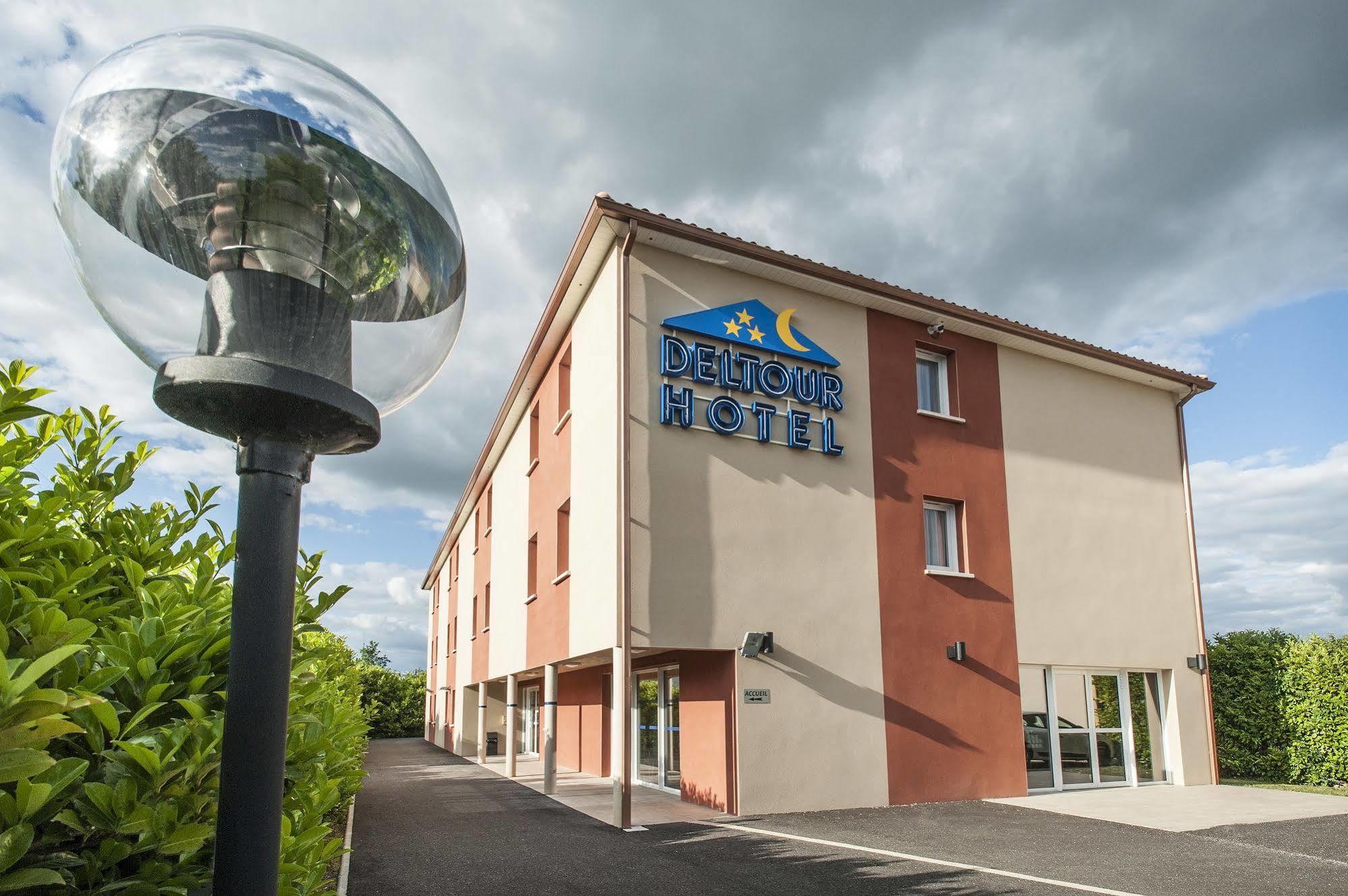 Brit Hotel Confort Villeneuve Sur Lot Bias  Екстер'єр фото
